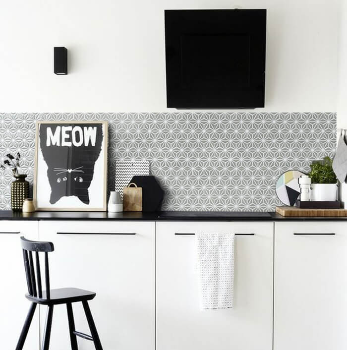 kitchen design using gray mosaic backsplash tile.jpg
