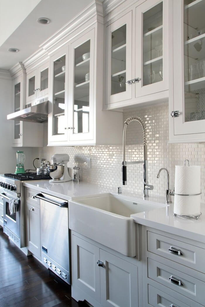 kitchen using small glazed white brickbond mosaic tile backsplash.jpg